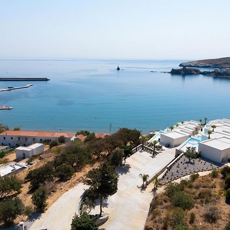 Golden Vista, Beachfront Suites By Explore Andros Екстериор снимка