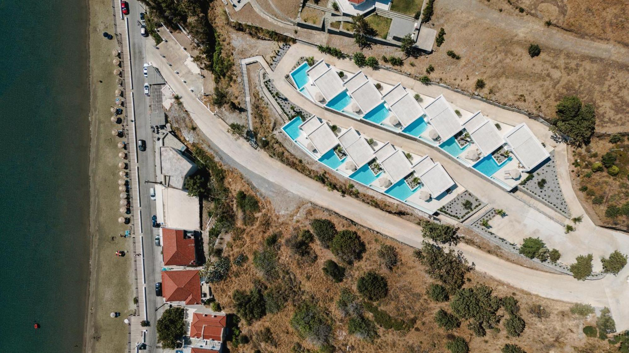Golden Vista, Beachfront Suites By Explore Andros Екстериор снимка