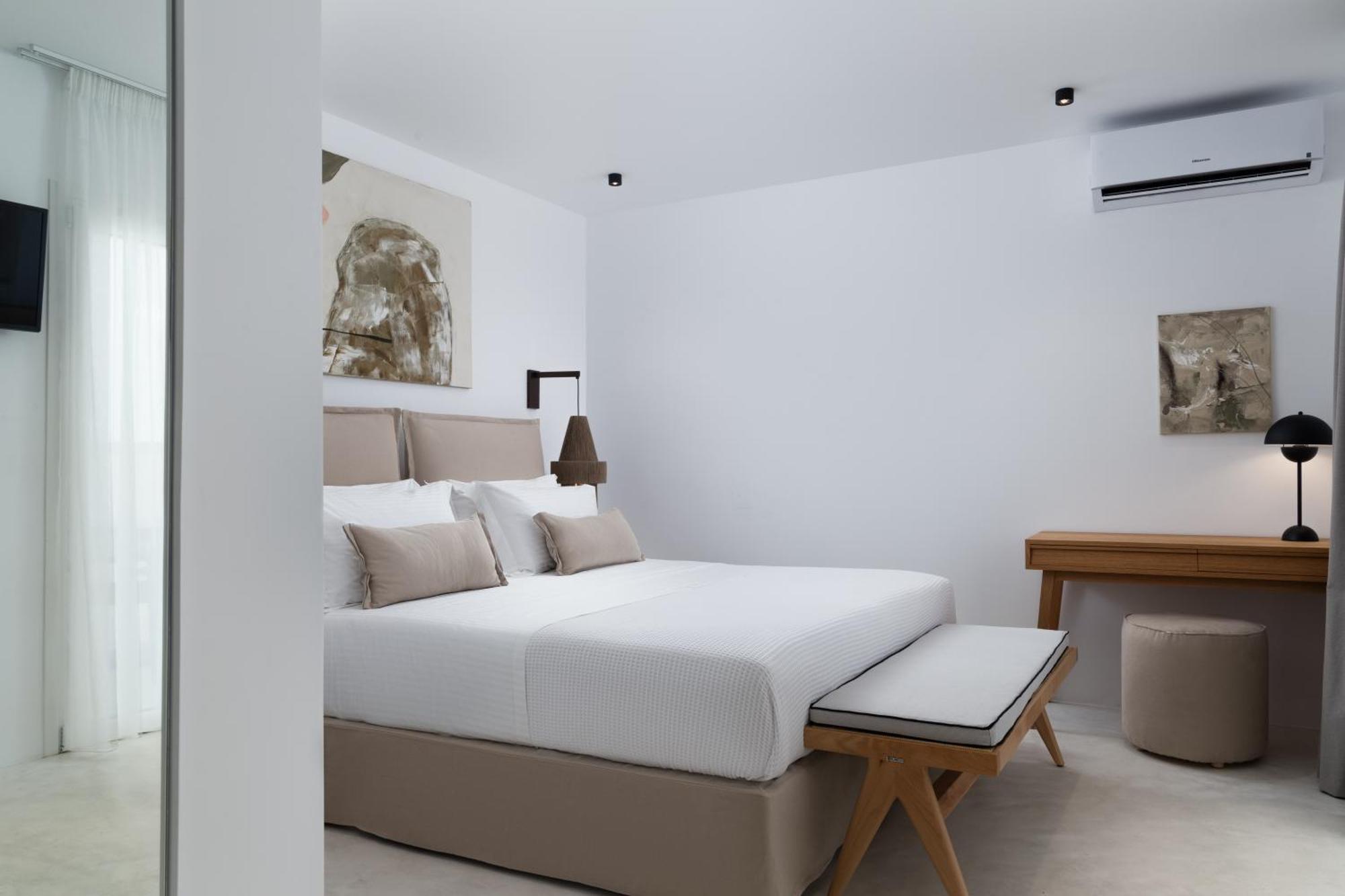 Golden Vista, Beachfront Suites By Explore Andros Екстериор снимка
